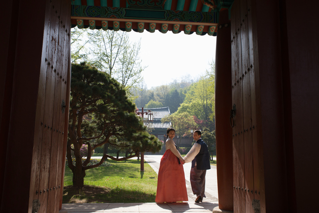 Hitcheed.com | Hanok Wedding Shoot